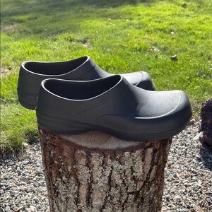 Classic Black Men's Slip-On Loafers